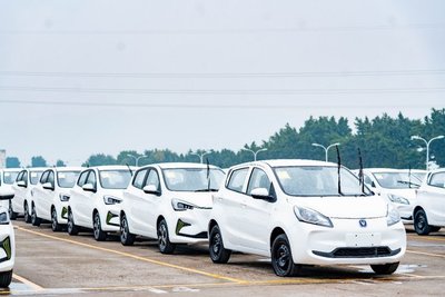 长安新能源 全力以赴推进生产与技术开发，加速实现汽车交付目标